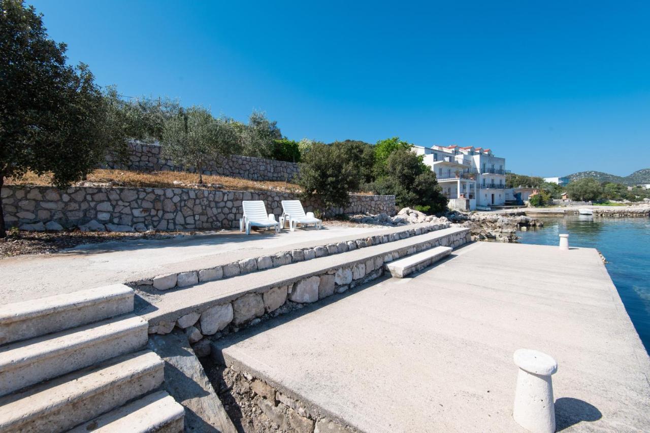 Apartments By The Sea Cove Pjestata, Peljesac - 12381 Putnikovic Exterior photo